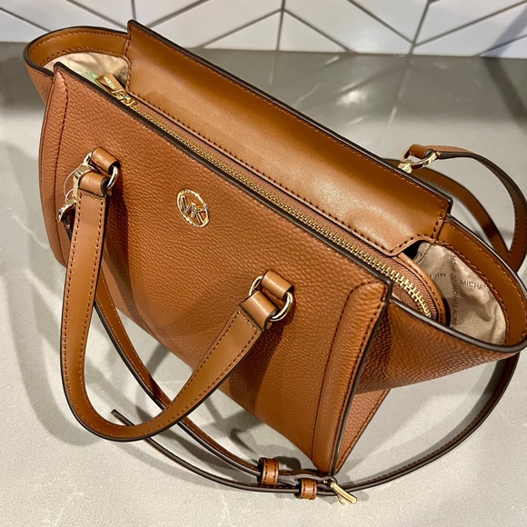 Michael Kors Freya brown Top Handle Small Satchel with Crossbody strap - Picture 5 of 5
